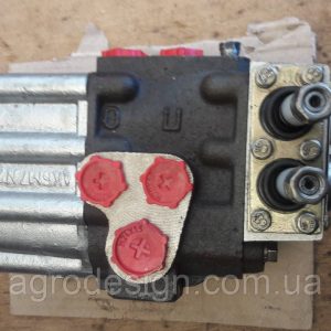 Распределитель гидравлический Р80 трактора Т-25 Распределитель гидравлический Р80 трактора Т-25